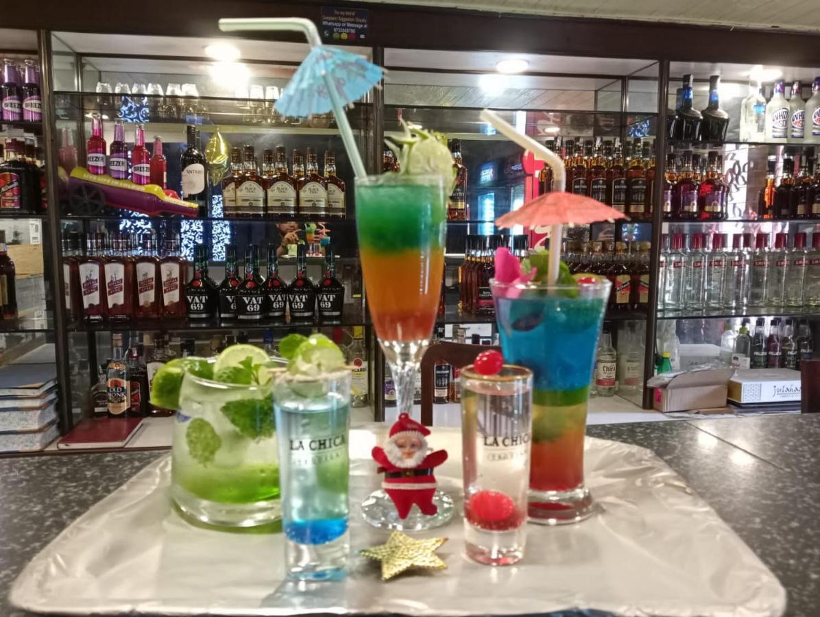 Hotel Samrat Baharampur Ngoại thất bức ảnh