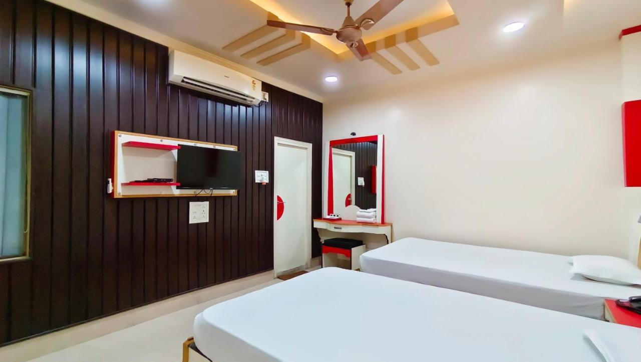Hotel Samrat Baharampur Ngoại thất bức ảnh