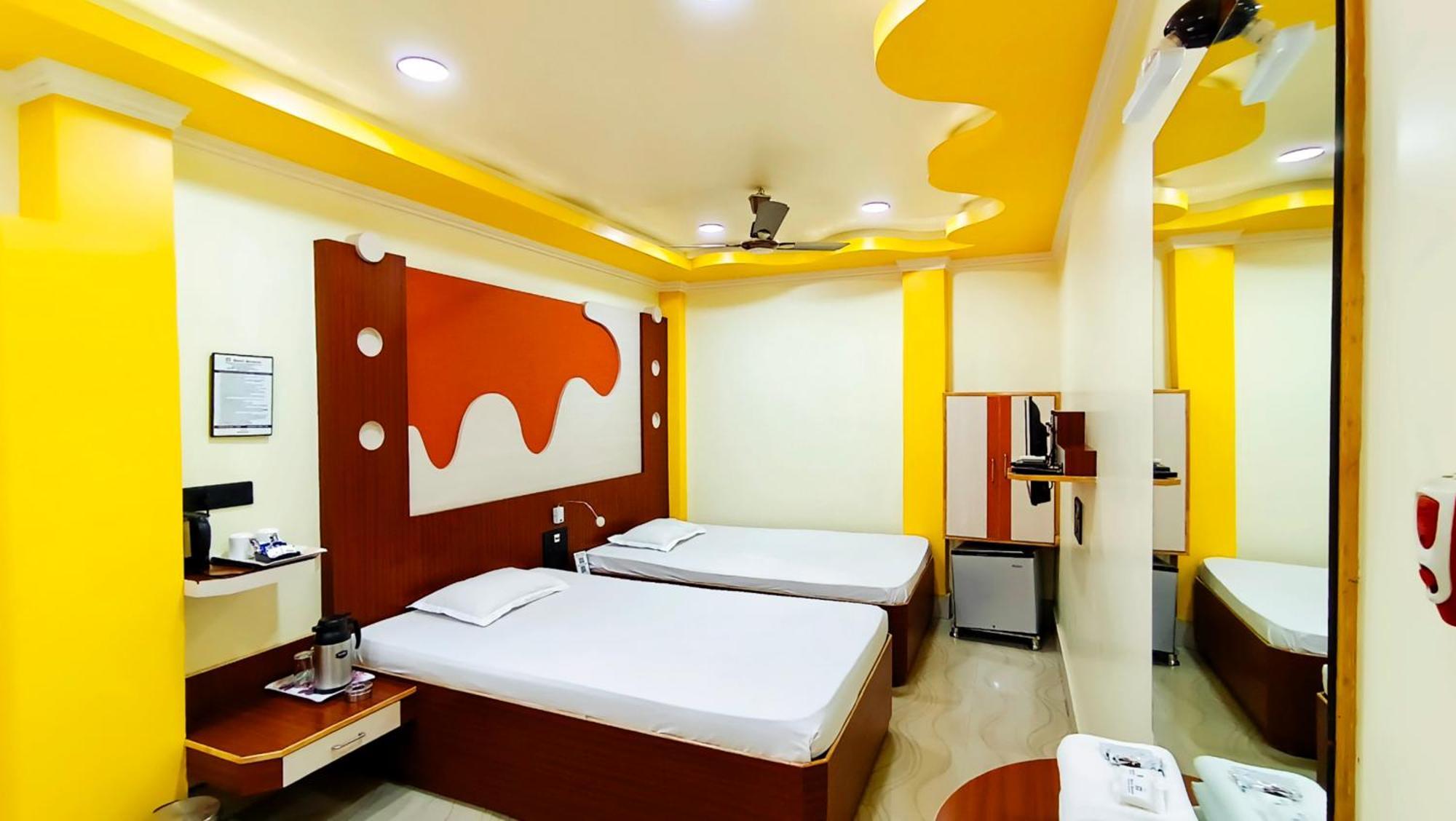Hotel Samrat Baharampur Ngoại thất bức ảnh